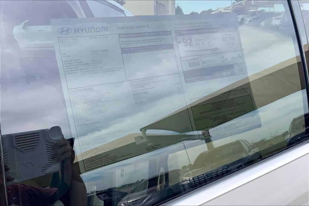 new 2026 Hyundai IONIQ 9 car, priced at $52,360