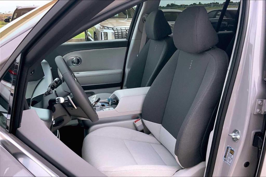 new 2026 Hyundai IONIQ 9 car, priced at $52,360