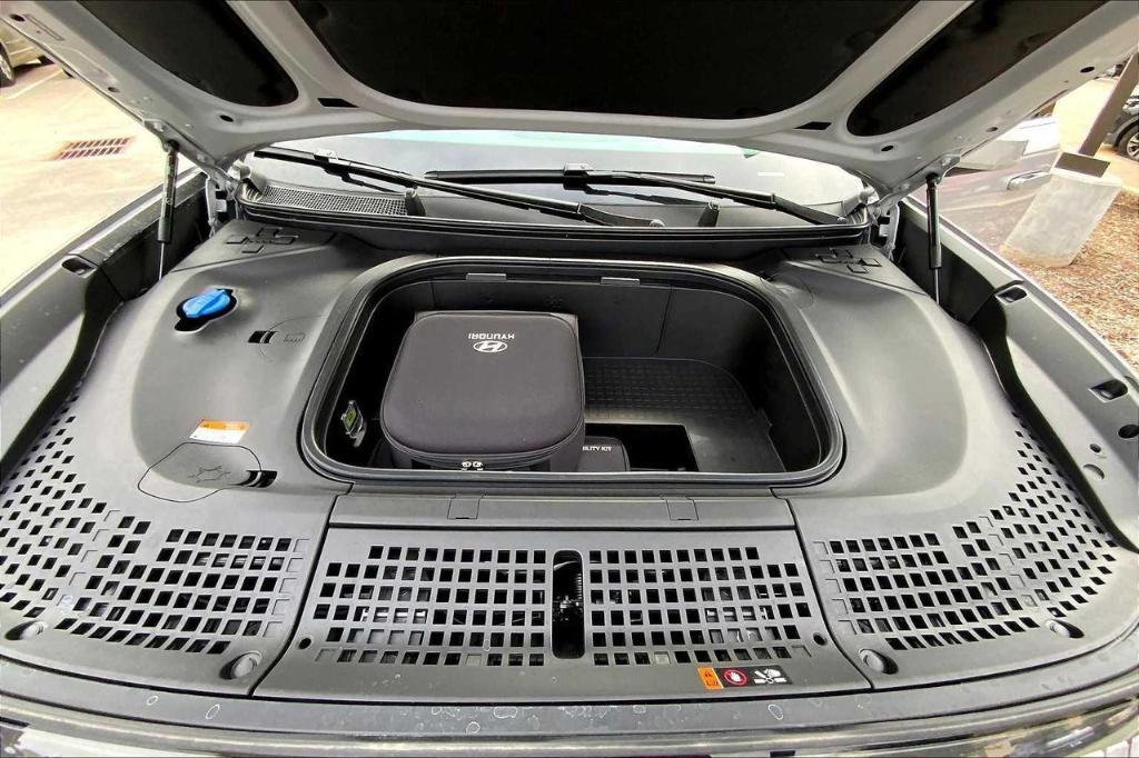 new 2026 Hyundai IONIQ 9 car, priced at $55,548