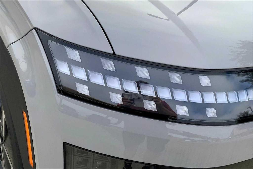 new 2026 Hyundai IONIQ 9 car, priced at $55,548