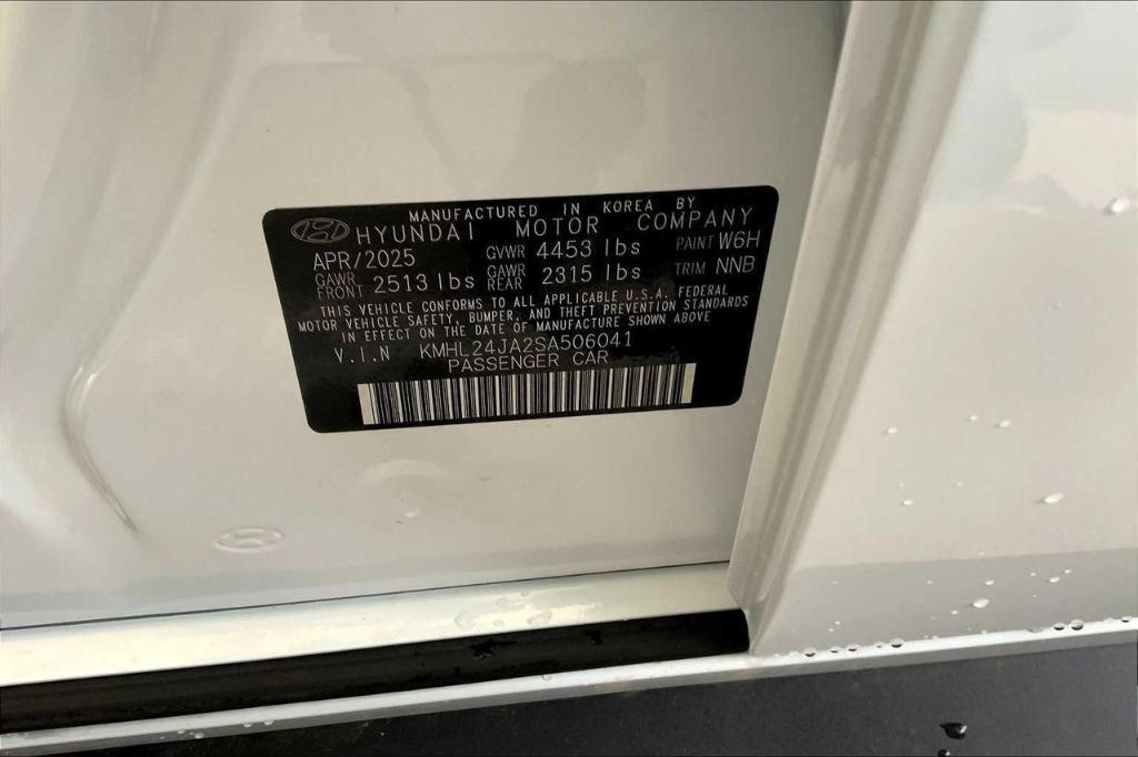 new 2025 Hyundai Sonata car, priced at $23,384