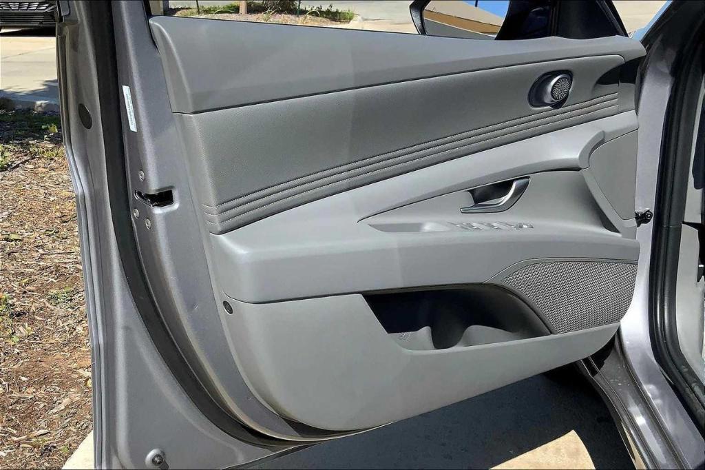 new 2025 Hyundai Elantra car, priced at $19,813