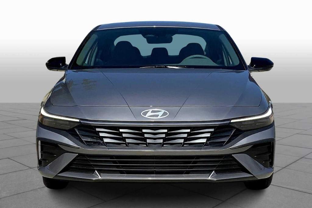 new 2025 Hyundai Elantra car, priced at $19,813