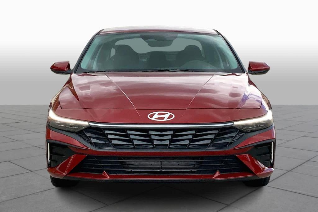 new 2024 Hyundai Elantra car, priced at $19,800