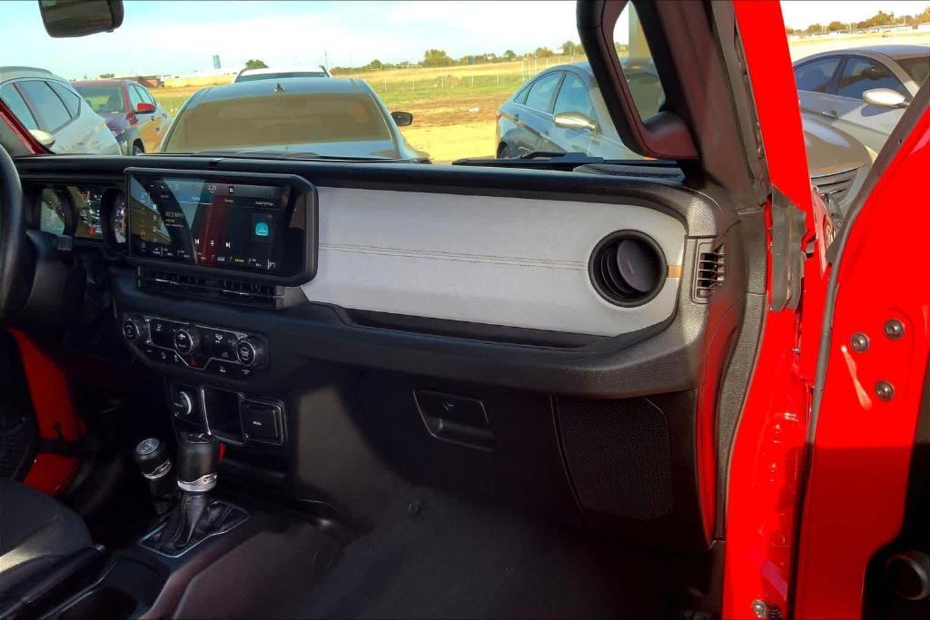 used 2024 Jeep Gladiator car, priced at $36,303