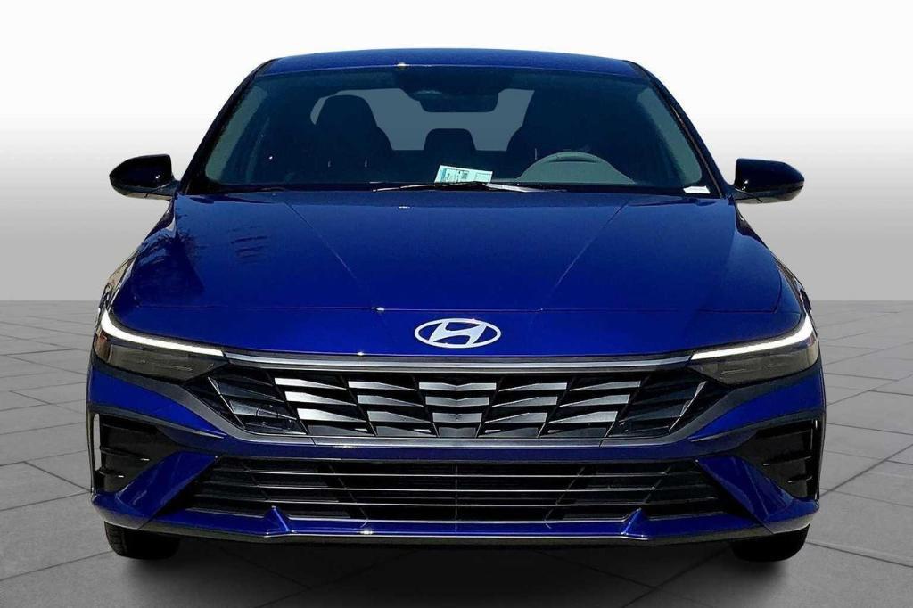 new 2025 Hyundai Elantra car, priced at $19,813
