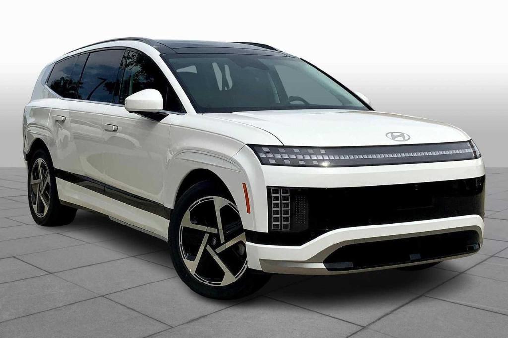 new 2026 Hyundai IONIQ 9 car, priced at $66,045