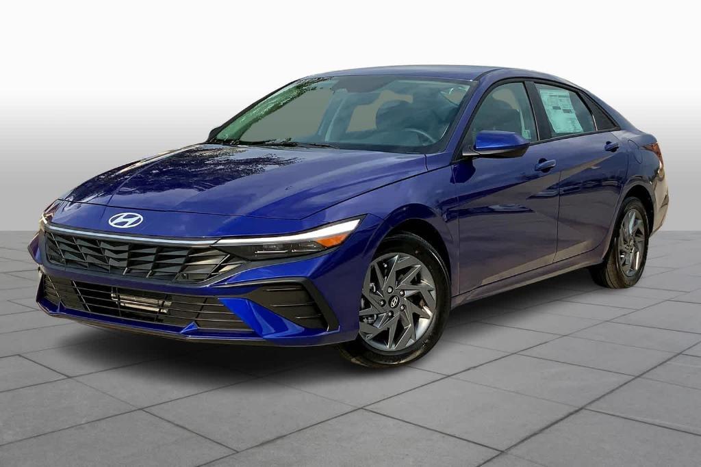 new 2024 Hyundai Elantra car, priced at $22,260