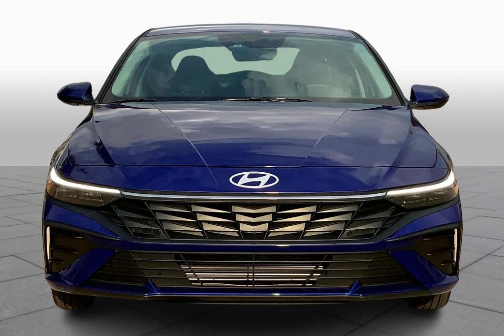 new 2024 Hyundai Elantra car, priced at $22,260