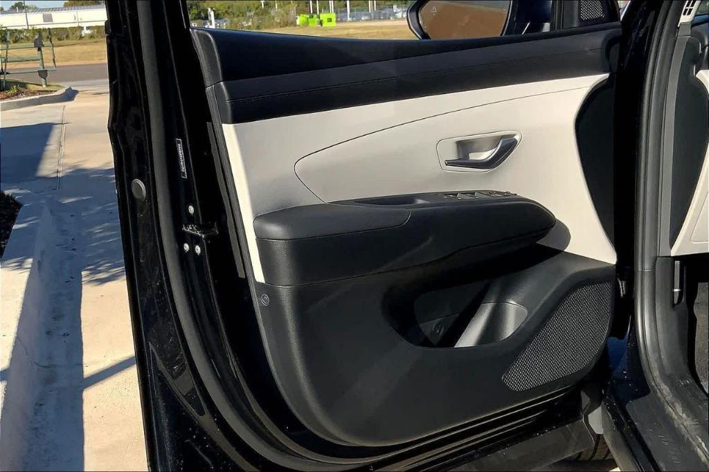 new 2026 Hyundai Tucson car, priced at $27,829