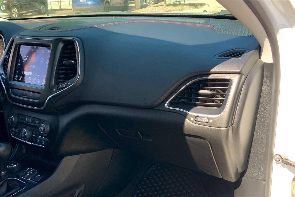 used 2022 Jeep Cherokee car, priced at $24,615