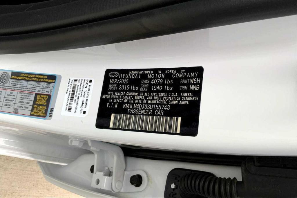 new 2025 Hyundai ELANTRA HEV car, priced at $23,748