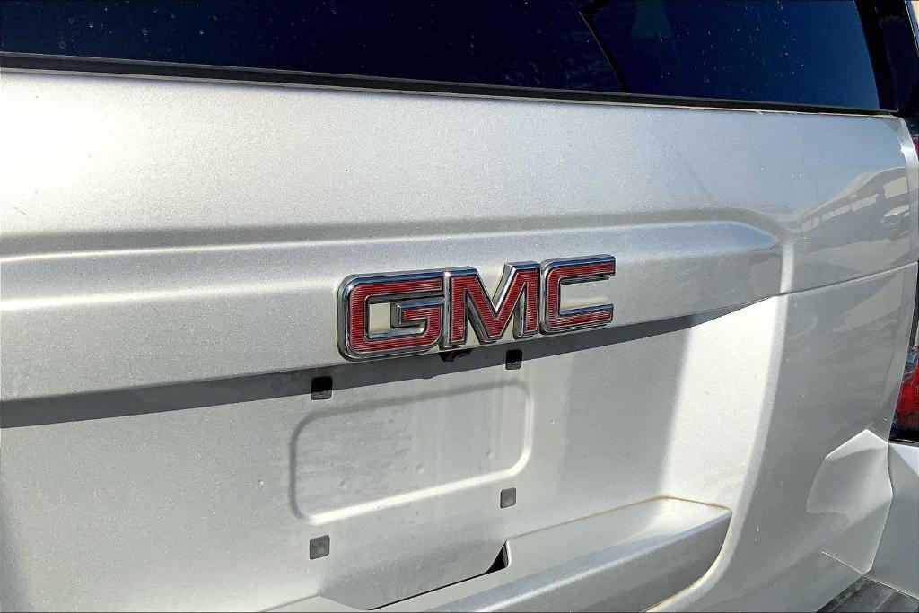 used 2017 GMC Yukon car, priced at $18,900