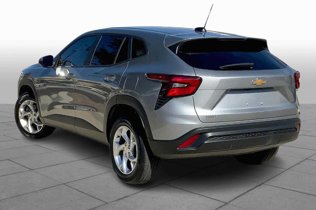used 2024 Chevrolet Trax car, priced at $21,443