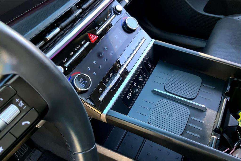 used 2024 Hyundai Santa Fe car, priced at $34,333