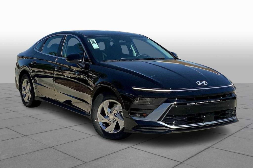 new 2025 Hyundai Sonata car, priced at $23,118