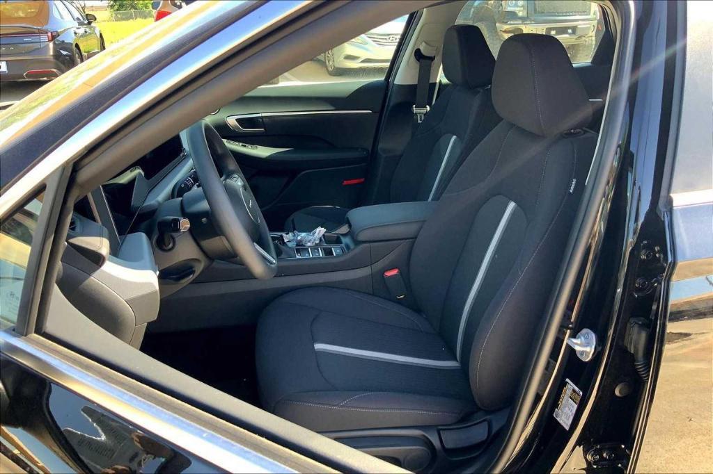 new 2025 Hyundai Sonata car, priced at $23,118