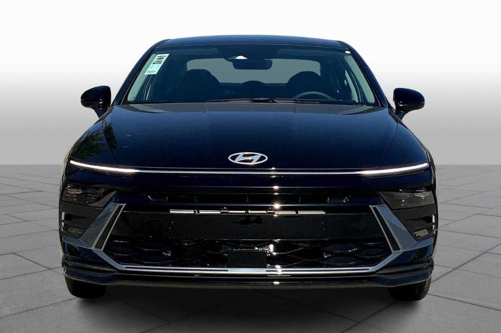 new 2025 Hyundai Sonata car, priced at $23,118