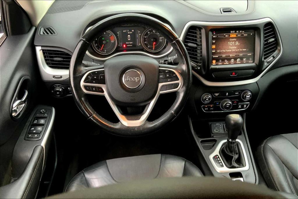used 2018 Jeep Cherokee car, priced at $13,111