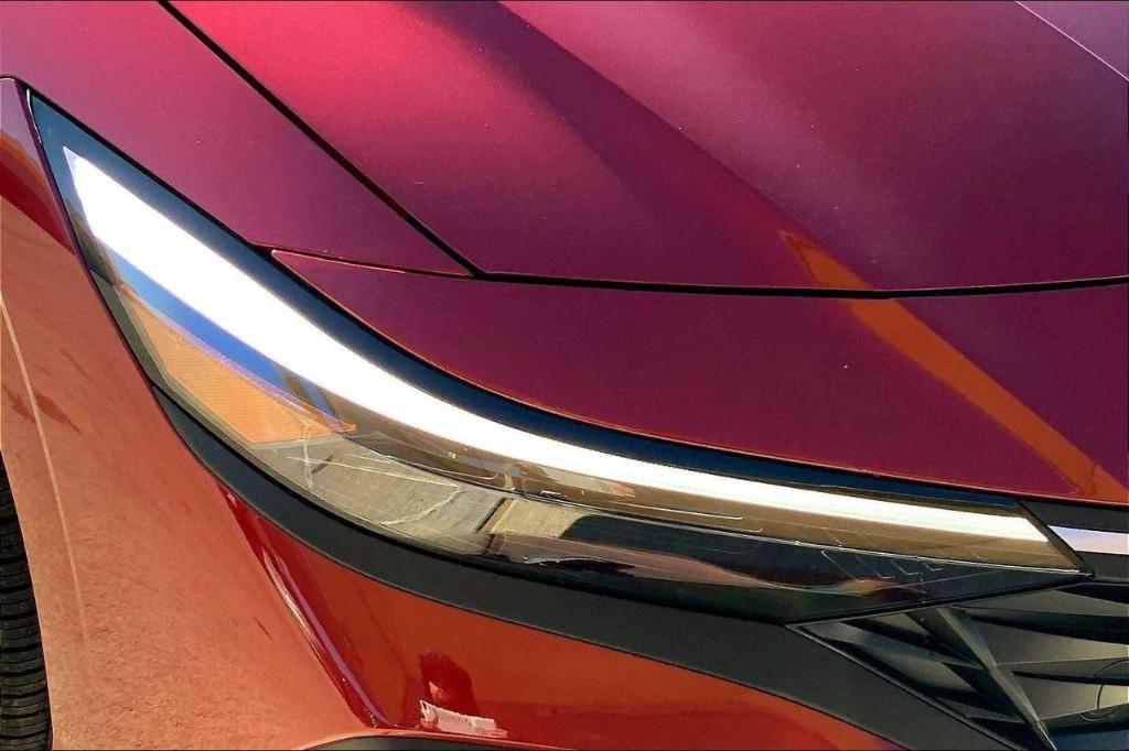 new 2025 Hyundai Elantra car, priced at $20,275