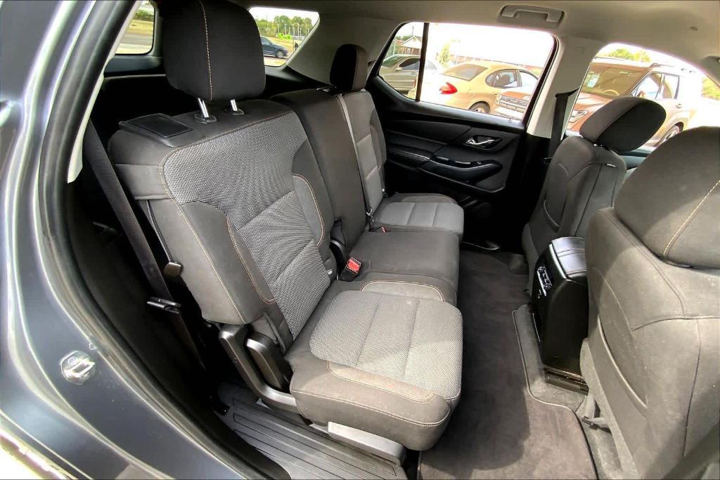 used 2019 Chevrolet Traverse car, priced at $15,933