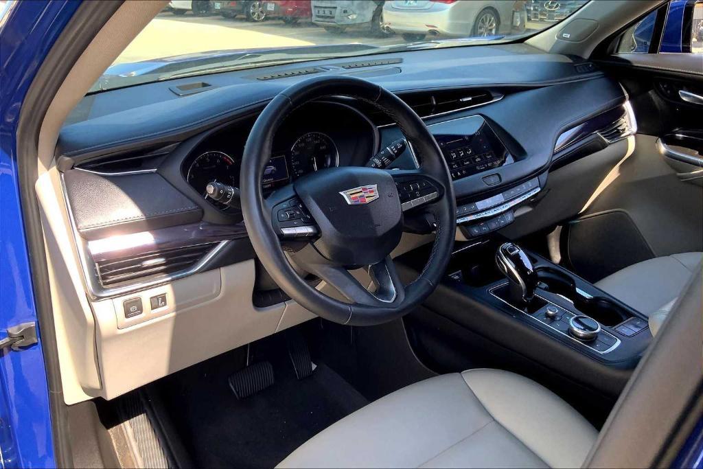 used 2022 Cadillac XT4 car, priced at $23,500