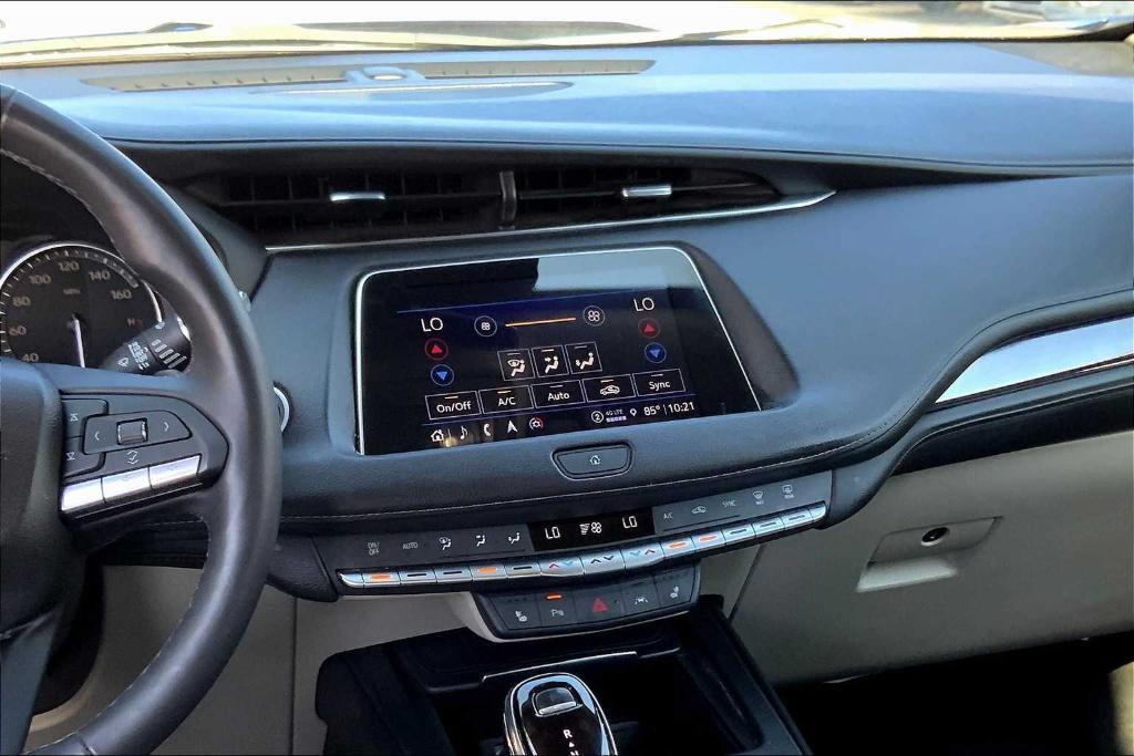 used 2022 Cadillac XT4 car, priced at $23,500