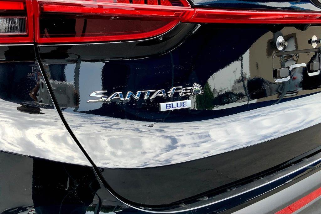 new 2023 Hyundai Santa Fe HEV car, priced at $39,110