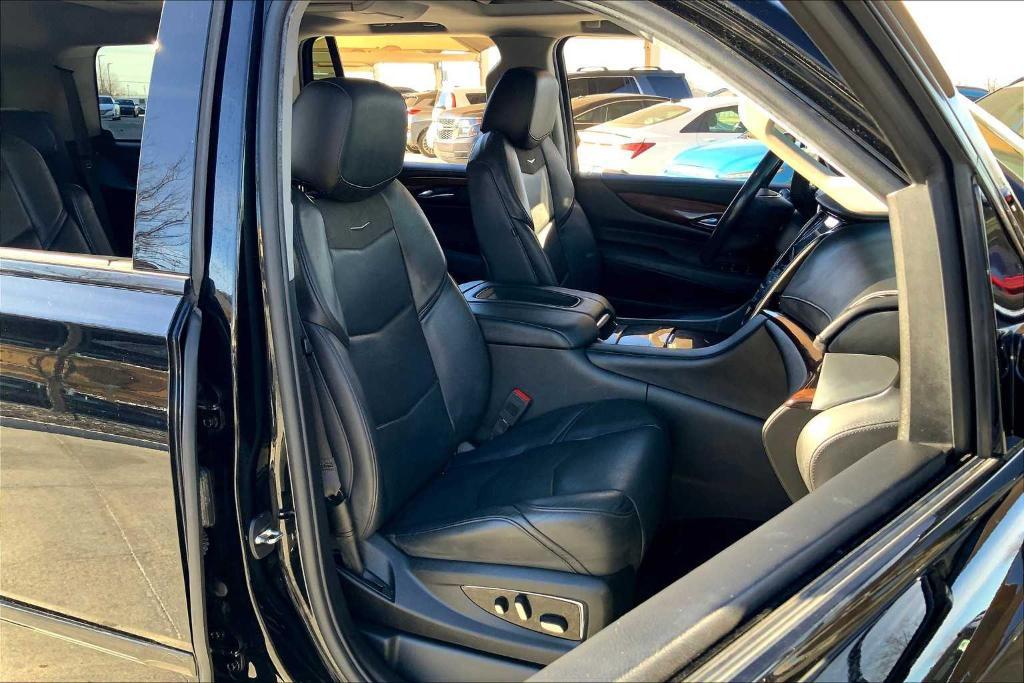 used 2019 Cadillac Escalade car, priced at $31,493