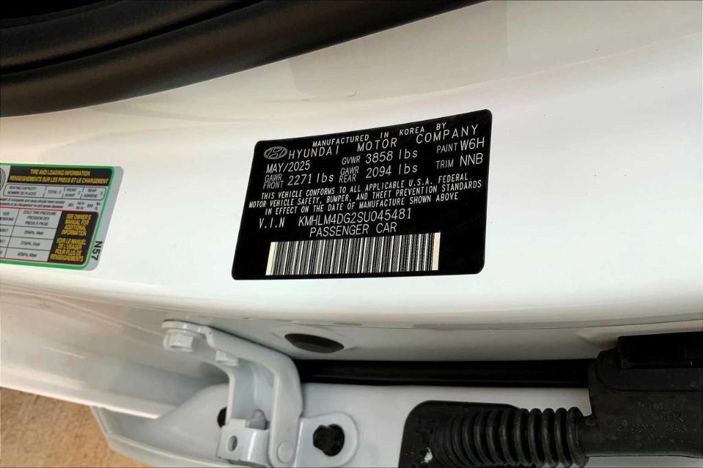 new 2025 Hyundai Elantra car, priced at $20,275