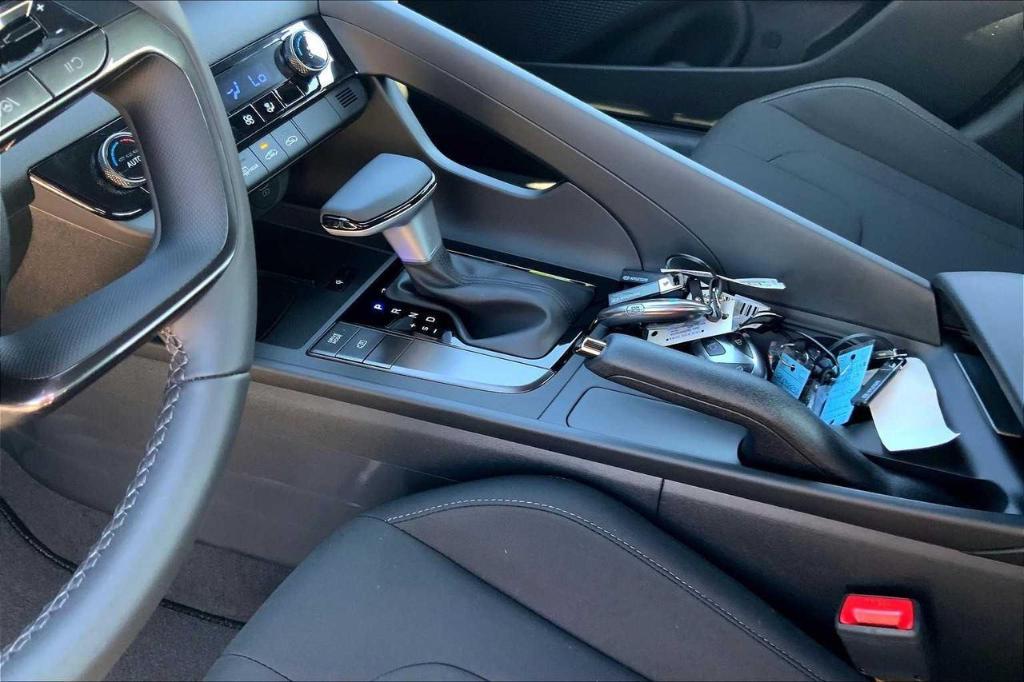 new 2025 Hyundai Elantra car, priced at $20,275
