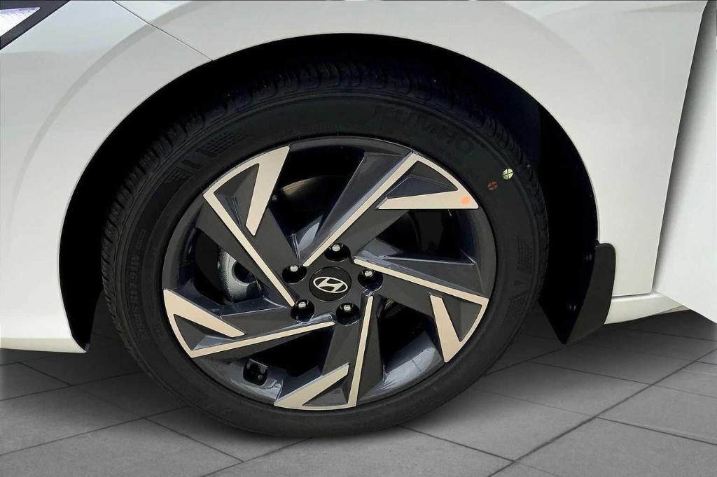 new 2025 Hyundai Elantra car, priced at $20,271