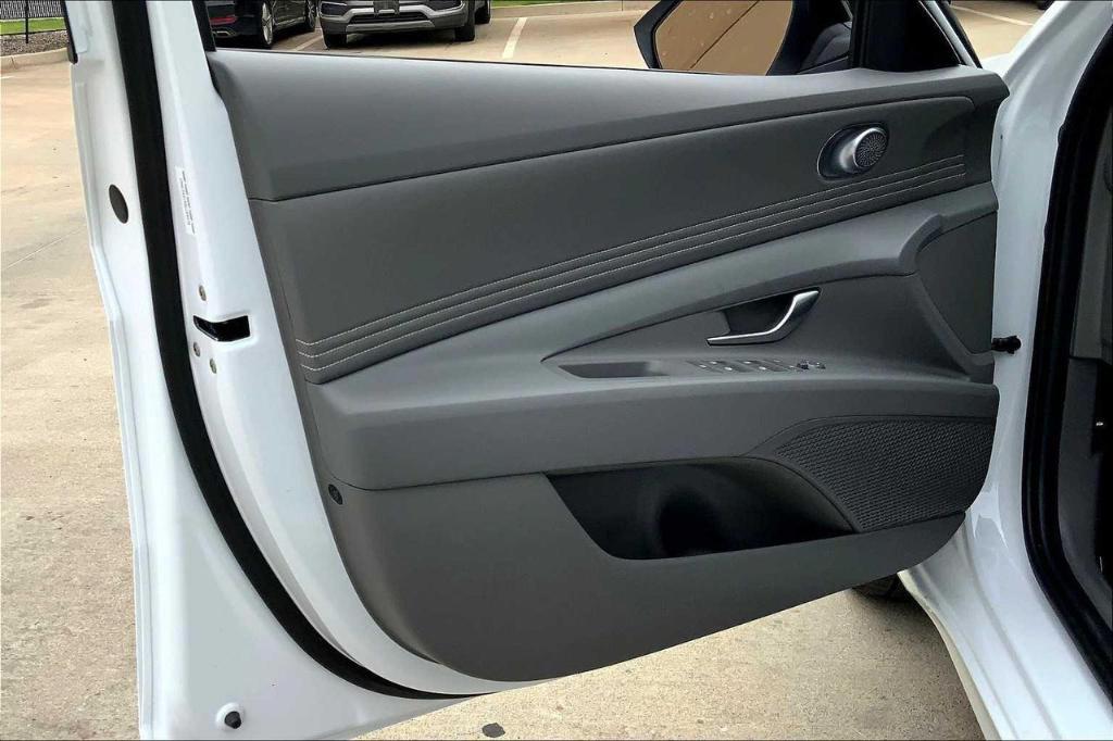 new 2025 Hyundai ELANTRA HEV car, priced at $23,764