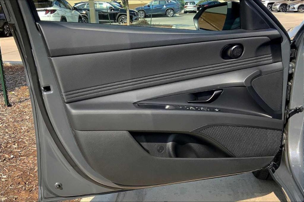 new 2025 Hyundai ELANTRA HEV car, priced at $23,472