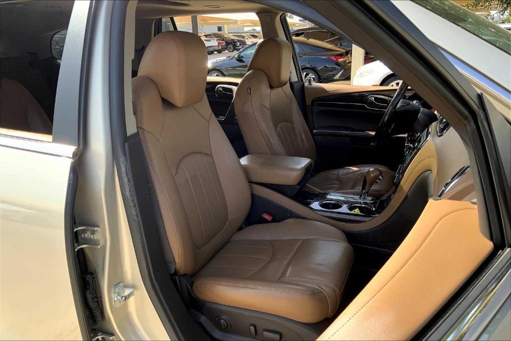 used 2016 Buick Enclave car, priced at $9,999