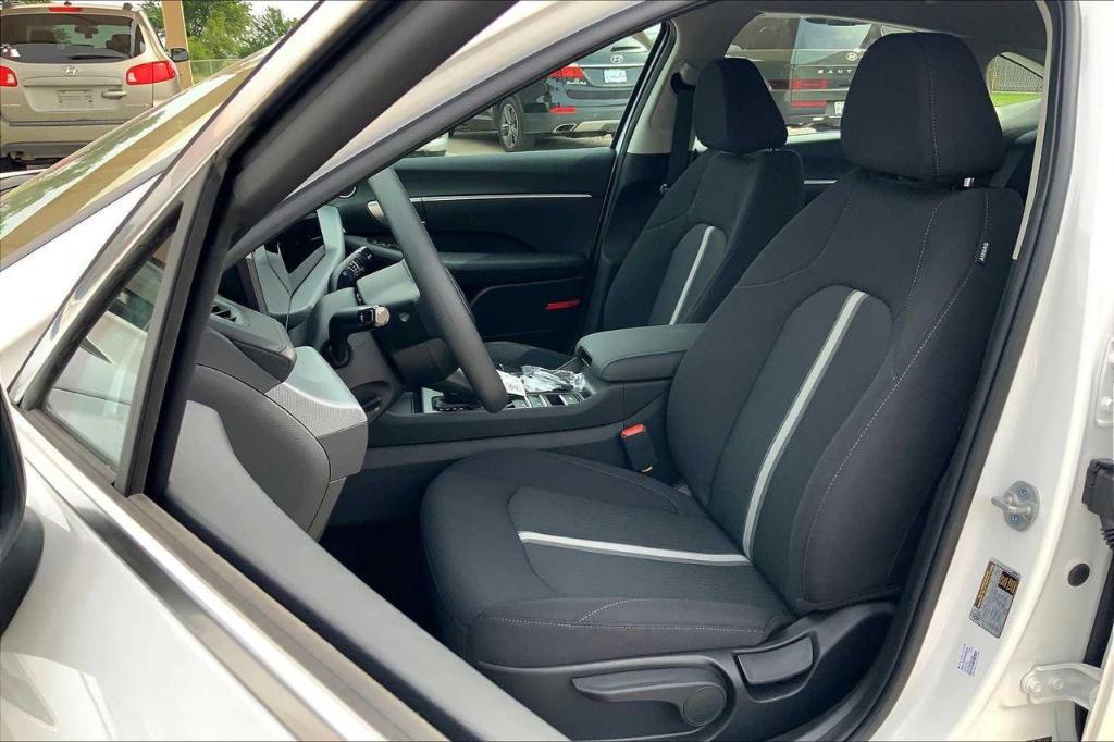 new 2025 Hyundai Sonata car, priced at $23,518