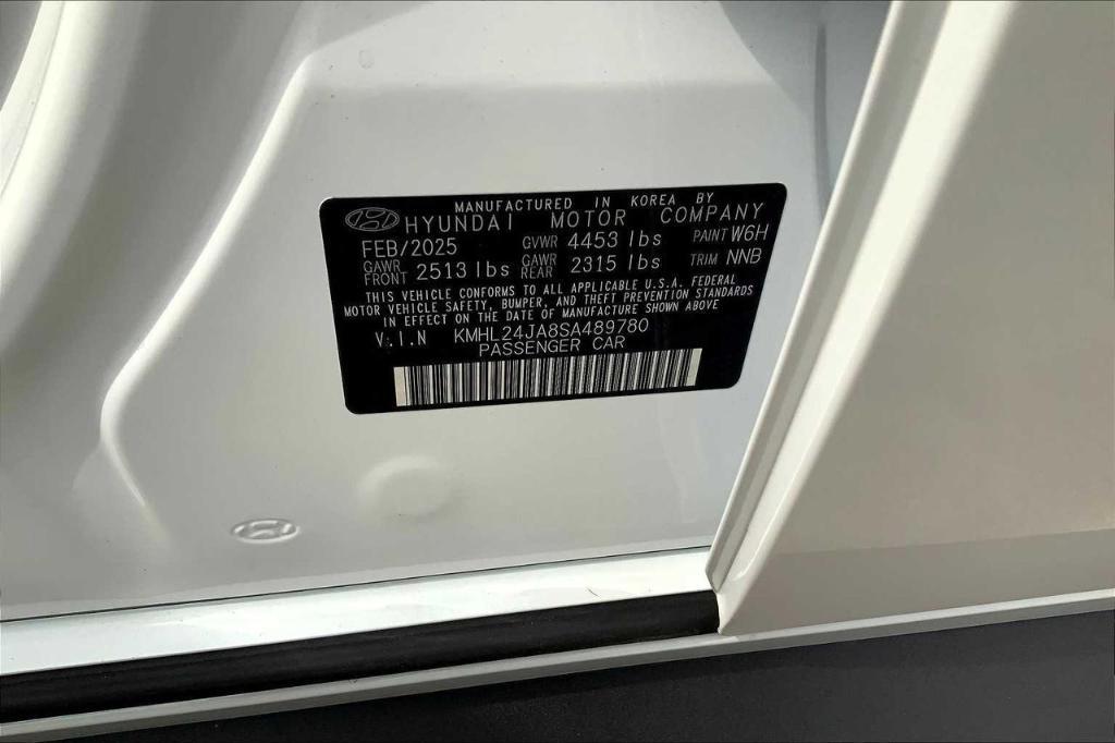 new 2025 Hyundai Sonata car, priced at $23,518