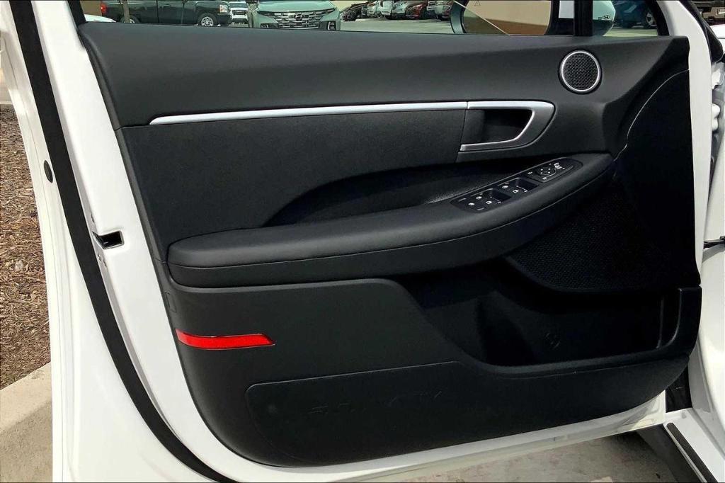 new 2025 Hyundai Sonata car, priced at $23,518