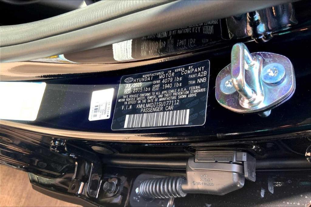 new 2025 Hyundai ELANTRA HEV car, priced at $23,448