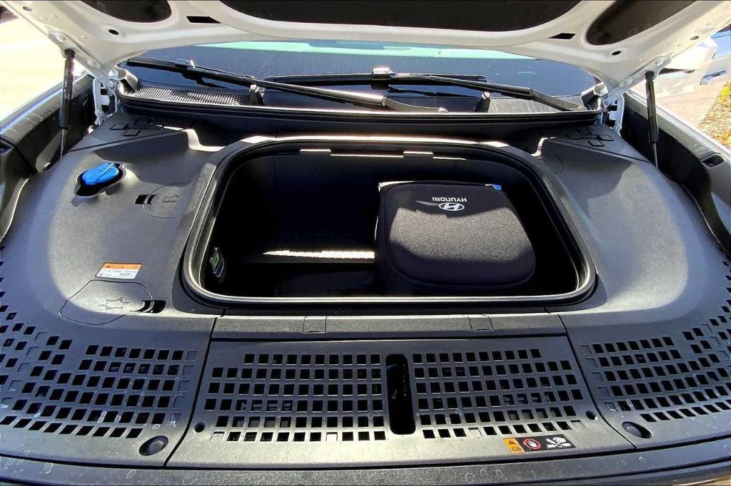 new 2026 Hyundai IONIQ 9 car, priced at $58,459