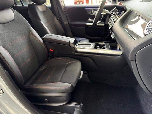 new 2025 Mercedes-Benz GLA 250 car, priced at $50,450