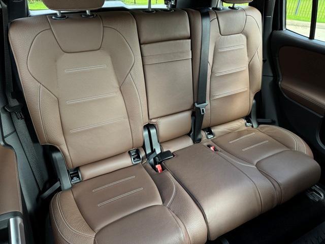 used 2020 Mercedes-Benz GLB 250 car, priced at $27,880