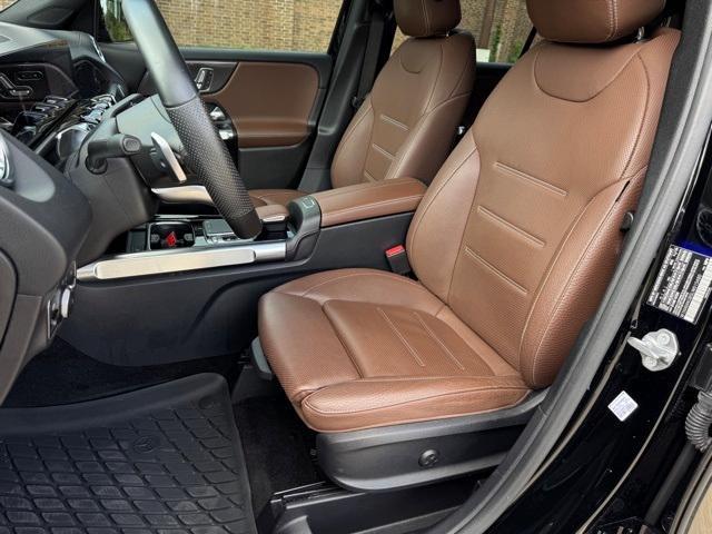 used 2020 Mercedes-Benz GLB 250 car, priced at $27,880