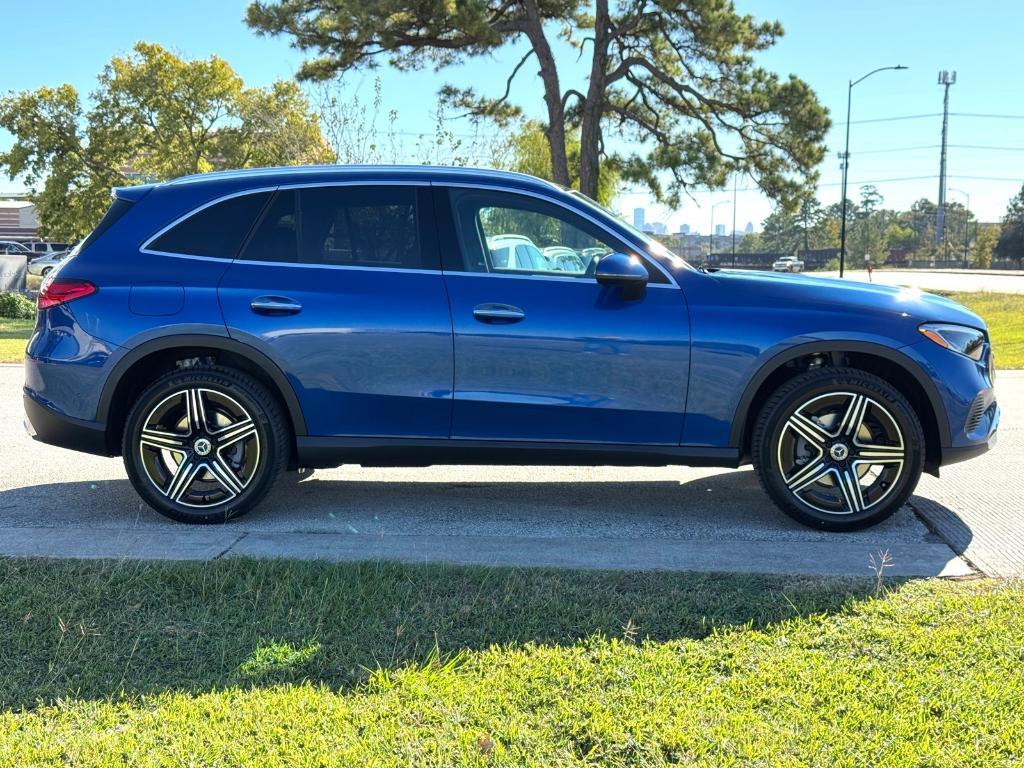 new 2026 Mercedes-Benz GLC 300 car, priced at $54,510