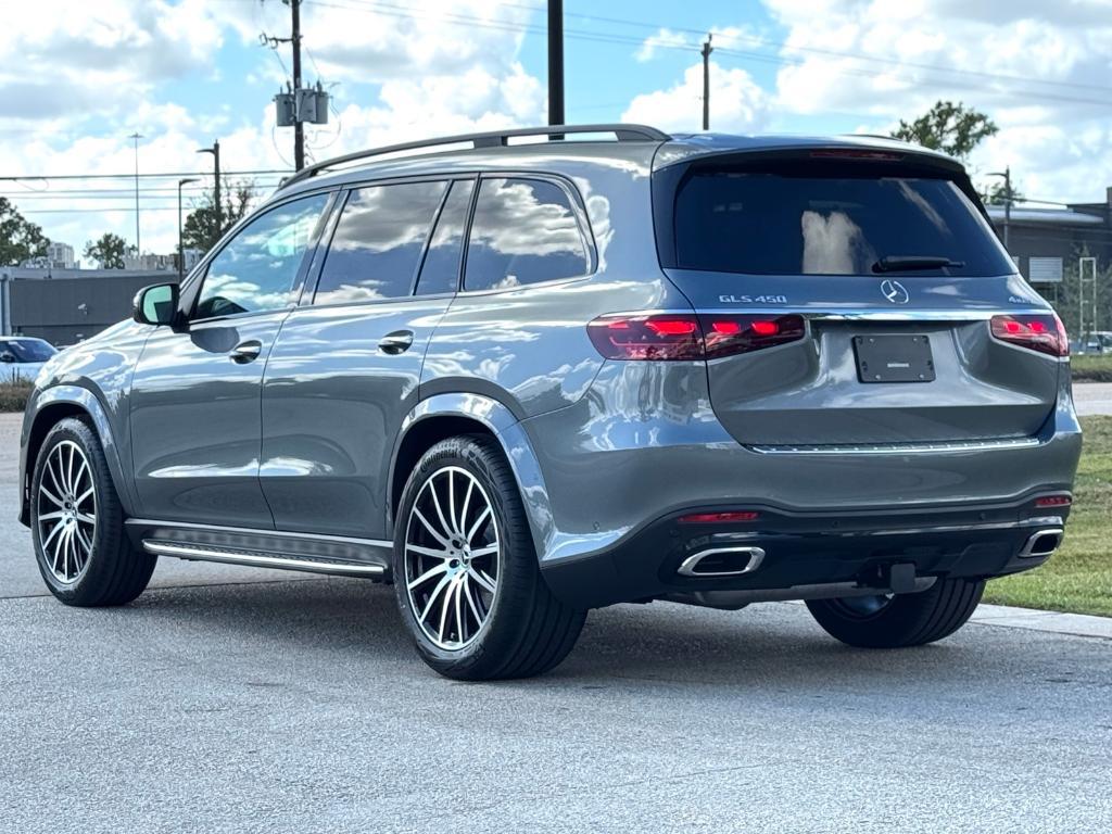 new 2026 Mercedes-Benz GLS 450 car, priced at $104,125