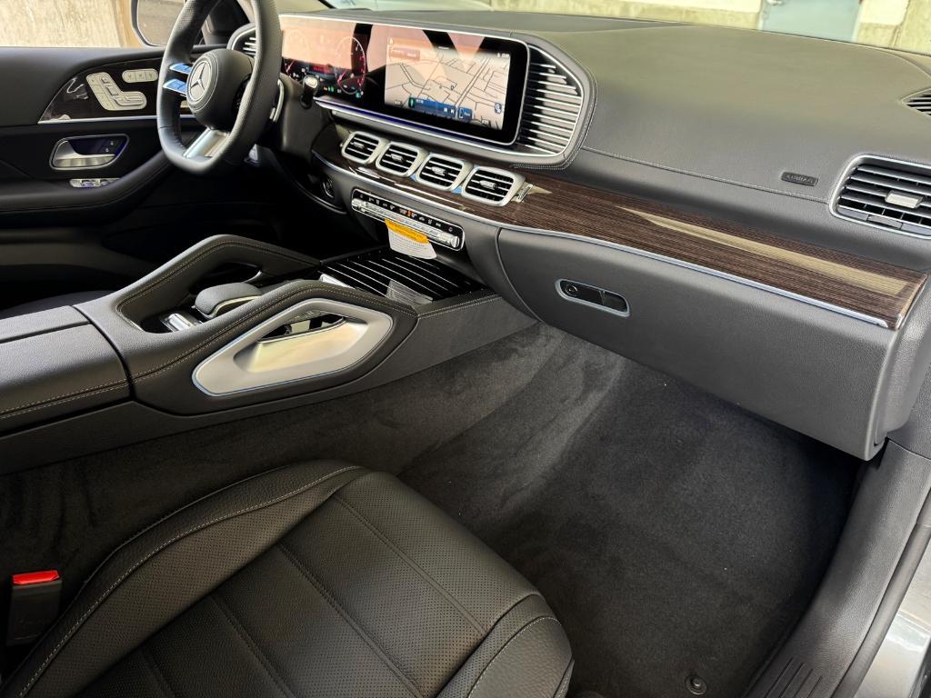 new 2026 Mercedes-Benz GLS 450 car, priced at $104,125