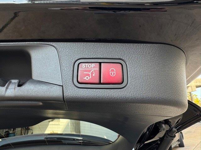 used 2025 Mercedes-Benz GLB 250 car, priced at $46,985