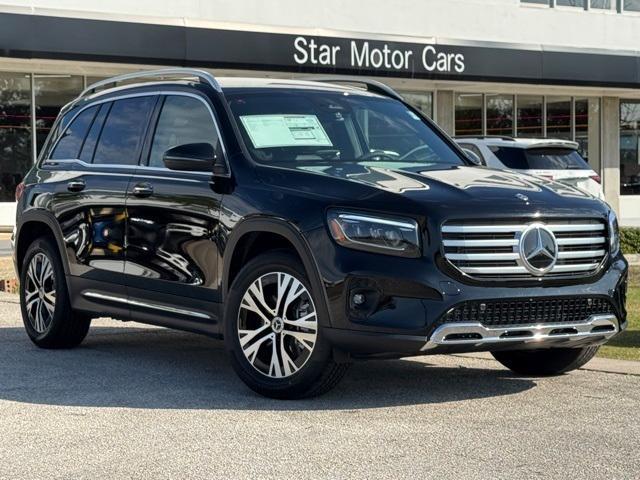 new 2025 Mercedes-Benz GLB 250 car, priced at $46,985