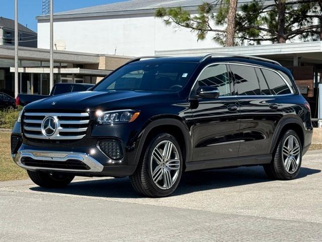 new 2025 Mercedes-Benz GLS 450 car, priced at $91,945