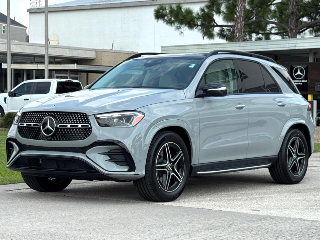 new 2026 Mercedes-Benz GLE 450 car, priced at $83,515